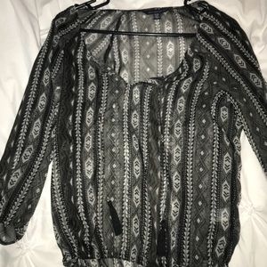 Patterned top